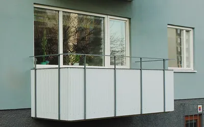 Balkongracke Synligastolpar Liggandegalleri 1 Ae00001448