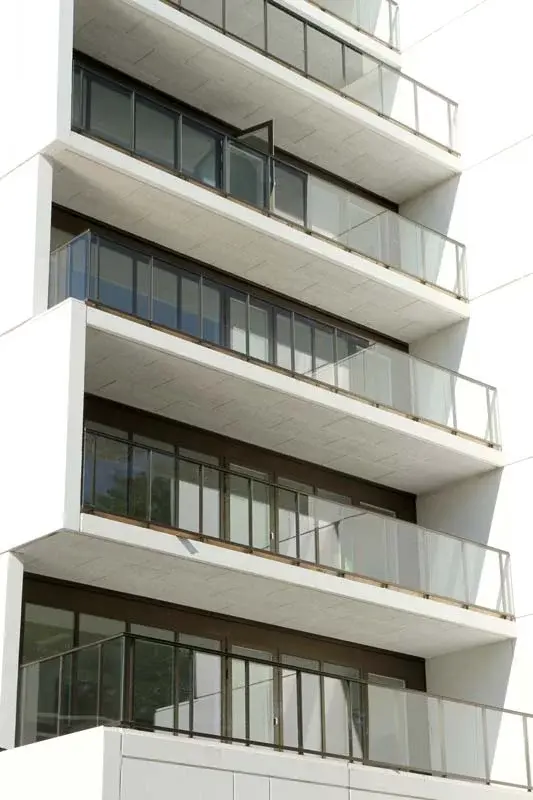 Design Balkongracke Utvandig Glas Ae00002019