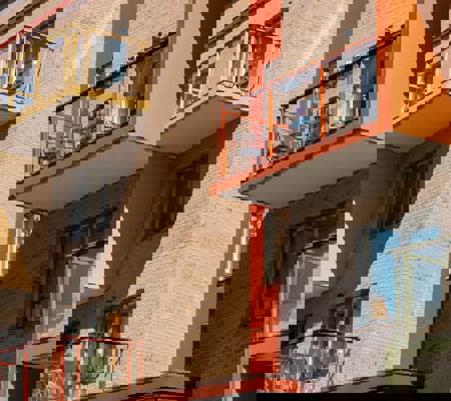 Header Balkongracke Invandigt Glas